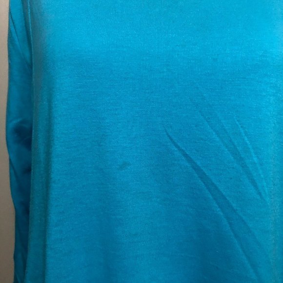 Urban CoCo Blue Three-Quarter Sleeve Handkerchief Hem Top (XL) - Picture 4 of 4